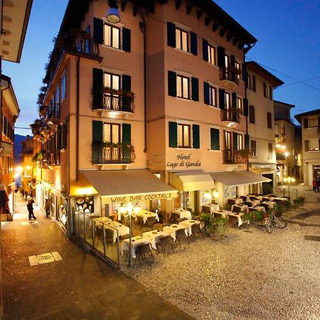 Hotel Lago Di Garda Μαλτσεζίνε Εξωτερικό φωτογραφία