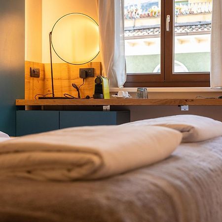 Hotel Lago Di Garda Μαλτσεζίνε Εξωτερικό φωτογραφία