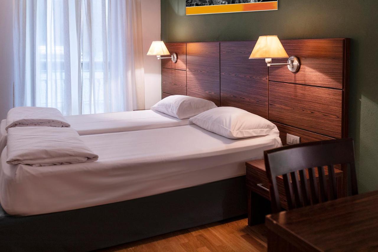 Hotel Lago Di Garda Μαλτσεζίνε Εξωτερικό φωτογραφία