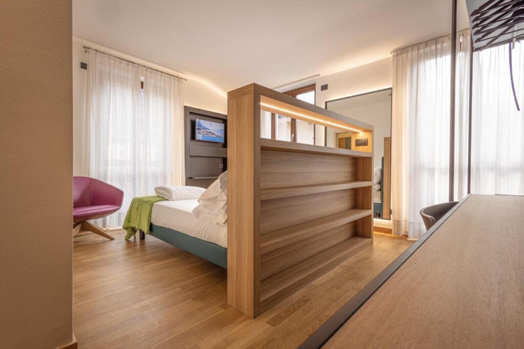 Hotel Lago Di Garda Μαλτσεζίνε Εξωτερικό φωτογραφία